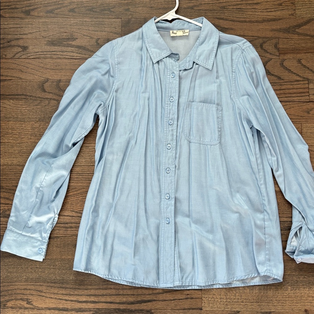 Elegant Light Blue Button Down Shirt - Picture 2 of 10